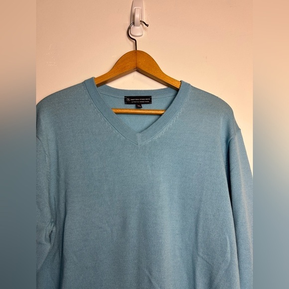 Hart Schaffner Marx Sweater Merino Wool Mens M Blue V-Neck Pullover Preppy - Picture 3 of 10